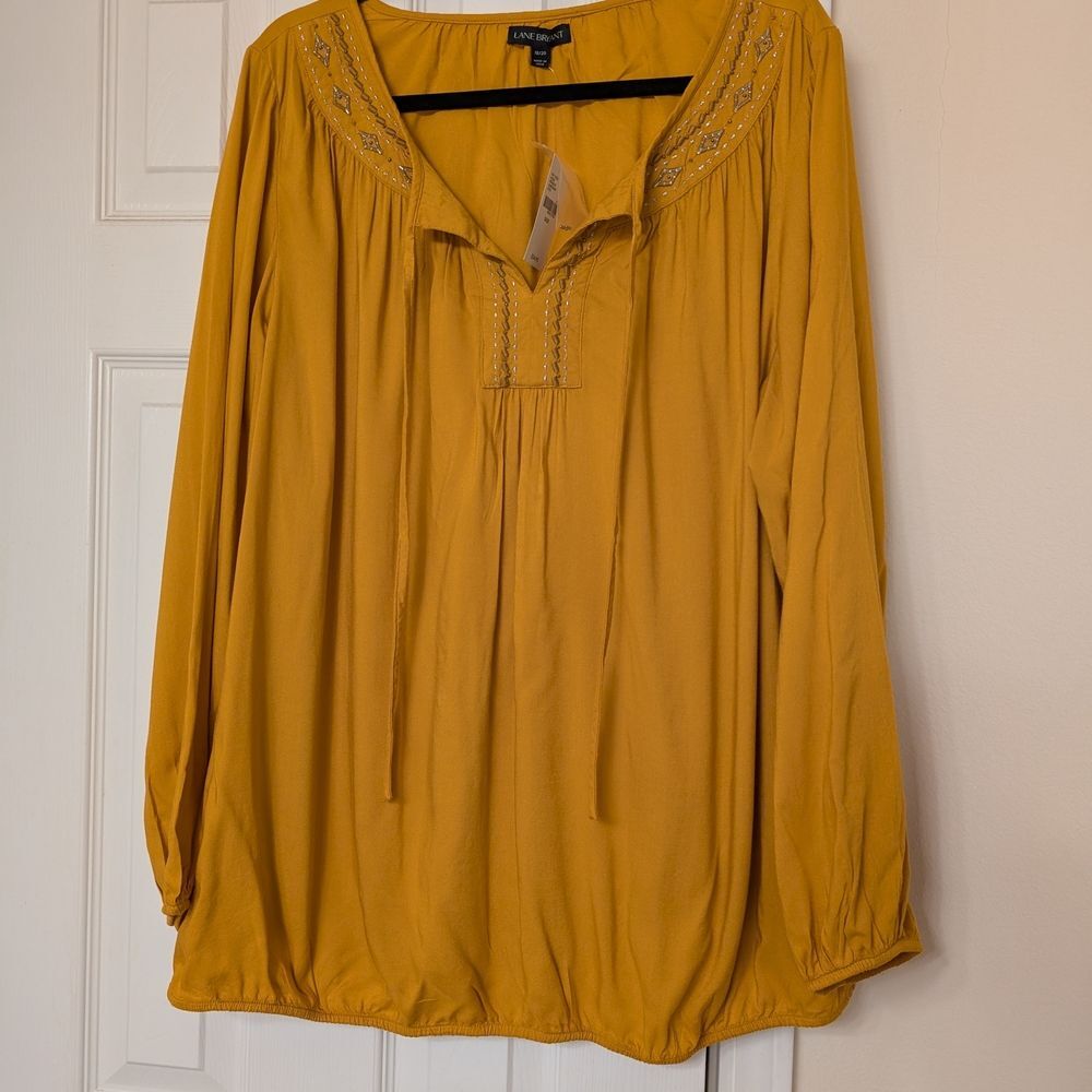 Lane Bryant Gold Long Sleeve Relaxed Blouse NWT size 18/20